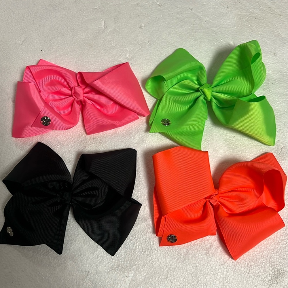 4 Large JoJo Siwa bows from Claire’s boutique